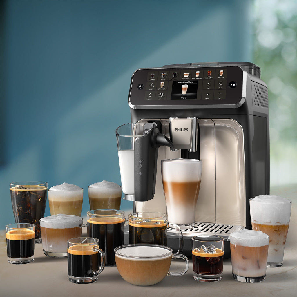 PHILIPS Kaffeevollautomat EP5547/90 5500 Series, 20 Kaffeespezialitäten (heiß oder eisgekühlt), Schwarz verchromt