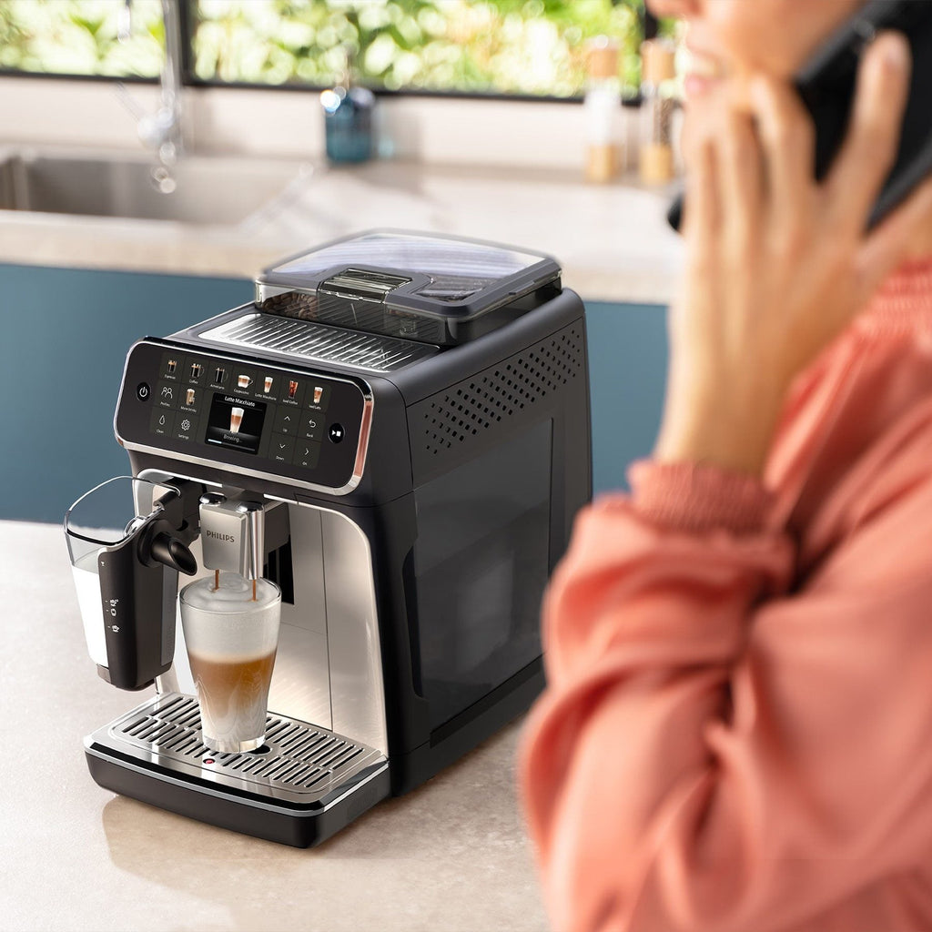 PHILIPS Kaffeevollautomat EP5547/90